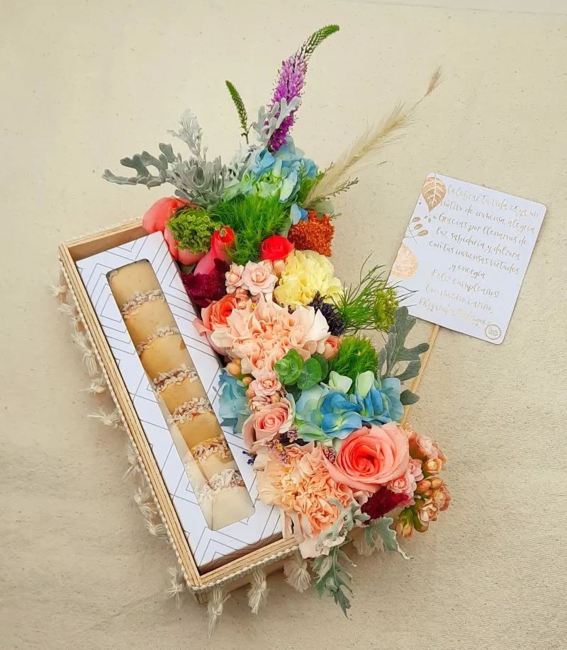 caja de flores juanita regalos-en-medellin